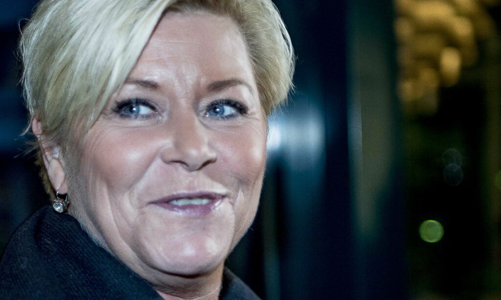 image: Ofrene ligger strødd i veikanten etter Siv Jensens villmannskjøring i SSB-saken
