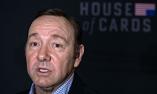(FILES): This file photo taken on February 23, 2016 shows actor Kevin Spacey arriving for the season 4 premiere screening of the Netflix show "House of Cards" in Washington, DC.
Kevin Spacey came out as gay early Monday, October 30, 2017 and apologized to actor Anthony Rapp, who accused the Hollywood star of making a sexual advance on him at a 1986 party when he was only 14 years old. Spacey's announcement, posted to his Twitter account at midnight, came after Rapp -- best known for being part of the original cast of Broadway hit "Rent" -- made the accusation in an interview with Buzzfeed News.
/ AFP PHOTO / Nicholas Kamm