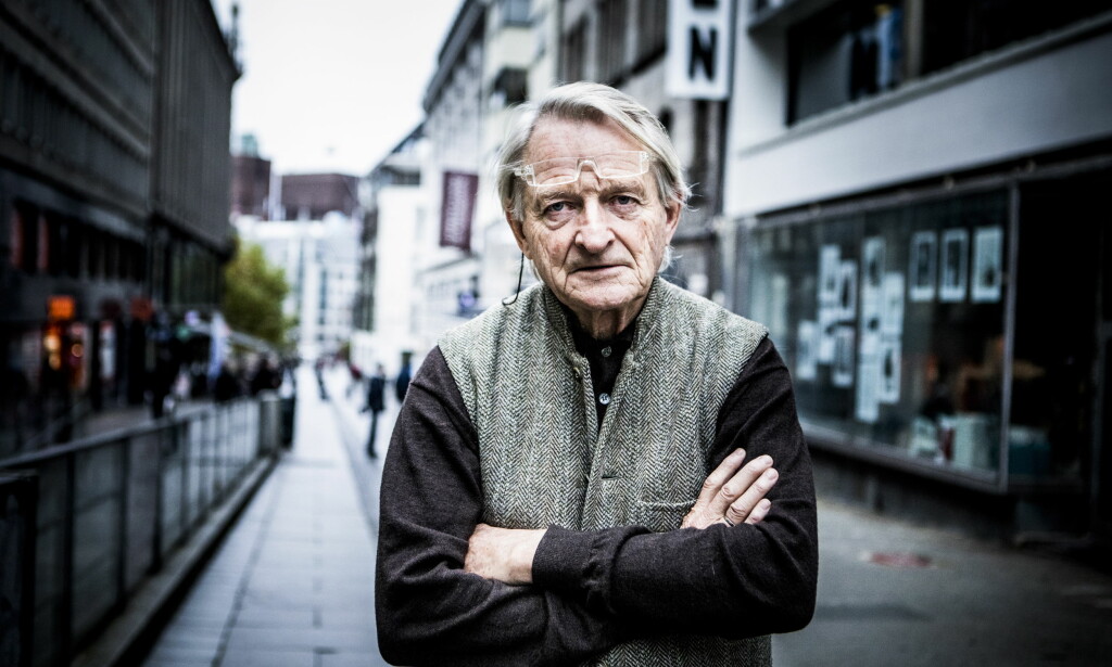KLAR FOR RETTEN: Tidligere høyesterettsdommer Ketil Lund, kjent fra Lund-kommisjonen
og Alta-utbyggingssaken, er med på miljøvernernes side når Grunnloven miljøparagraf prøves i retten for første gang denne uka. Foto: Christian Roth Christensen KLAR FOR RETTEN: Tidligere høyesterettsdommer Ketil Lund, kjent fra Lund-kommisjonen
og Alta-utbyggingssaken, er med på miljøvernernes side når Grunnloven miljøparagraf prøves i retten for første gang denne uka. Foto: Christian Roth Christensen