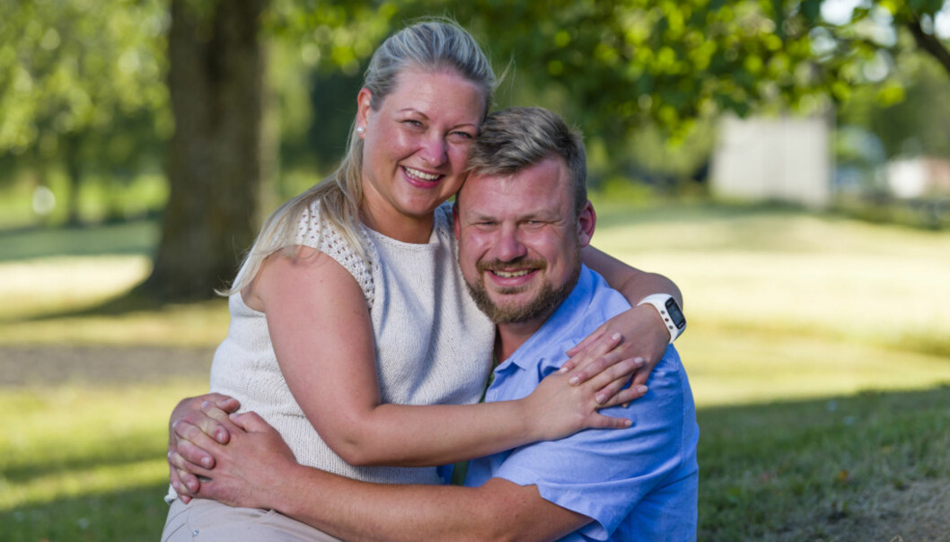 KJÆRESTER: Erik Grytnes spurte sin frier Maria Bjørndal om hun ønsket å gå inn i et forhold med ham, noe sistnevnte ikke ventet lenge med å svare ja på. Foto: TV 2 KJÆRESTER: Erik Grytnes spurte sin frier Maria Bjørndal om hun ønsket å gå inn i et forhold med ham, noe sistnevnte ikke ventet lenge med å svare ja på. Foto: TV 2