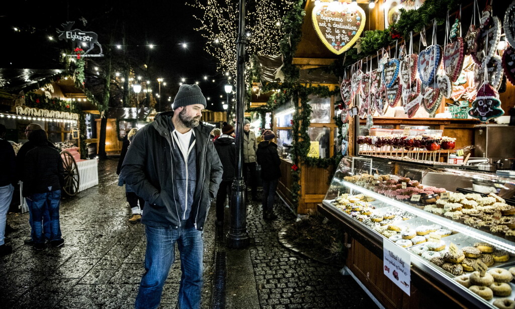 IKKE ET JULEMENNESKE: Atle Antonsen har spilt i flere julekalendere på TVNorge, men røper at han egentlig ikke er et særlig julemenneske. Foto: Christian Roth Christensen IKKE ET JULEMENNESKE: Atle Antonsen har spilt i flere julekalendere på TVNorge, men røper at han egentlig ikke er et særlig julemenneske. Foto: Christian Roth Christensen