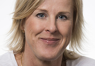 FORBANNA: Leder Åsa Fahlén i Lärarnas riksförbund er en av de nesten 4000 svenske lærerne som har skrevet under oppropet mot fysiske og psykiske krenkelser av lærere. - Jeg synes dette er et bra initiativ, som ikke kommer en dag for tidlig. Man blir forferdelig forbanna når man leser om dette, sier Fahlén. Foto: Elisabeth Ohlson Wallin FORBANNA: Leder Åsa Fahlén i Lärarnas riksförbund er en av de nesten 4000 svenske lærerne som har skrevet under oppropet mot fysiske og psykiske krenkelser av lærere. - Jeg synes dette er et bra initiativ, som ikke kommer en dag for tidlig. Man blir forferdelig forbanna når man leser om dette, sier Fahlén. Foto: Elisabeth Ohlson Wallin