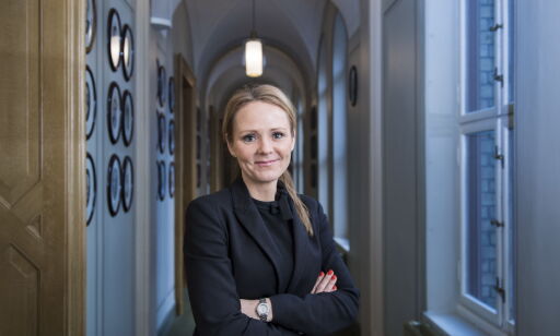 image: Kunstnere raser mot endring: - Som å stikke hånda inn i et vepsebol, sier kulturministeren