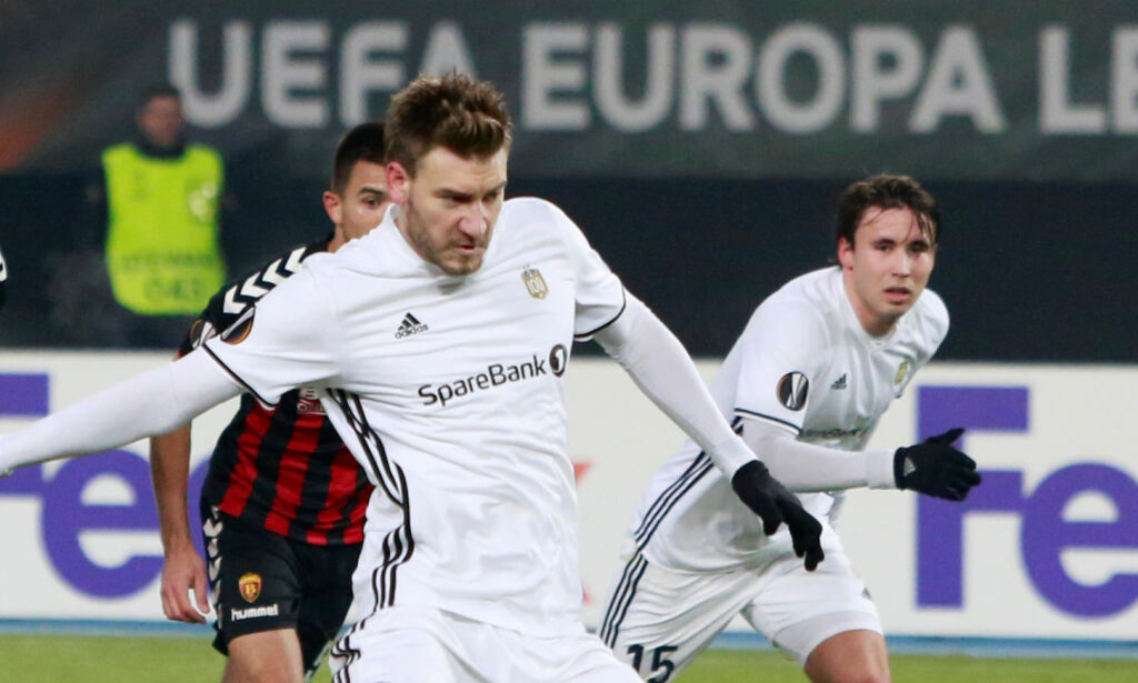 image: Bendtner til topps på Europa League-statistikk - da en hund stjal showet