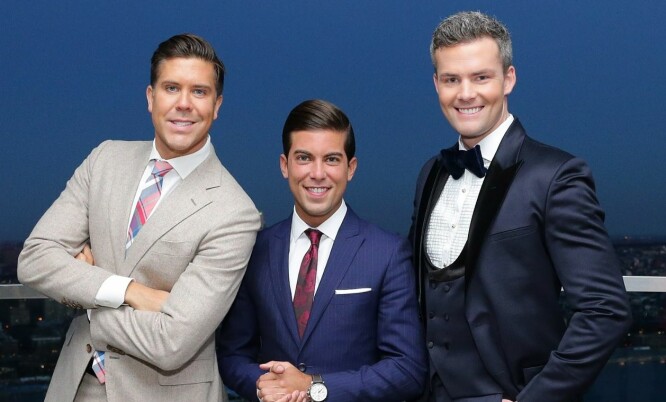TV-STJERNER: Fredrik sammen med to av «Million Dollar Listing»-profilene, Luis D. Ortiz og Ryan Serhant. Foto: AFP TV-STJERNER: Fredrik sammen med to av «Million Dollar Listing»-profilene, Luis D. Ortiz og Ryan Serhant. Foto: AFP