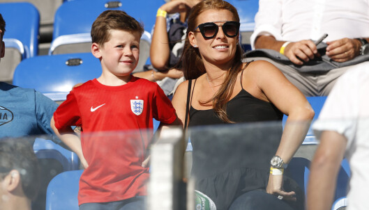 SUPPORTERE: Coleen og barna heier ofte på Wayne fra sidelinjen. Her sammen med sønnen Kai i 2015. Foto: Reuters SUPPORTERE: Coleen og barna heier ofte på Wayne fra sidelinjen. Her sammen med sønnen Kai i 2015. Foto: Reuters