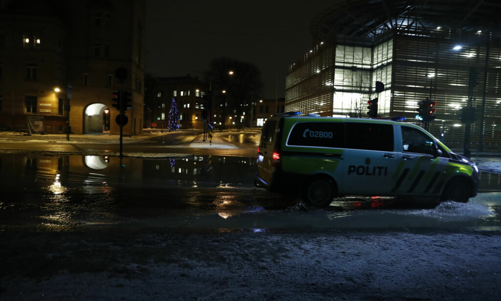 VARSLER VEIARBEID: Politiet opplyser at Kirkeveien i vestående retning fra Geitmyrsveien trolig kommer til å holde stengt hele dagen. Foto: Torstein Bøe / NTB scanpix VARSLER VEIARBEID: Politiet opplyser at Kirkeveien i vestående retning fra Geitmyrsveien trolig kommer til å holde stengt hele dagen. Foto: Torstein Bøe / NTB scanpix