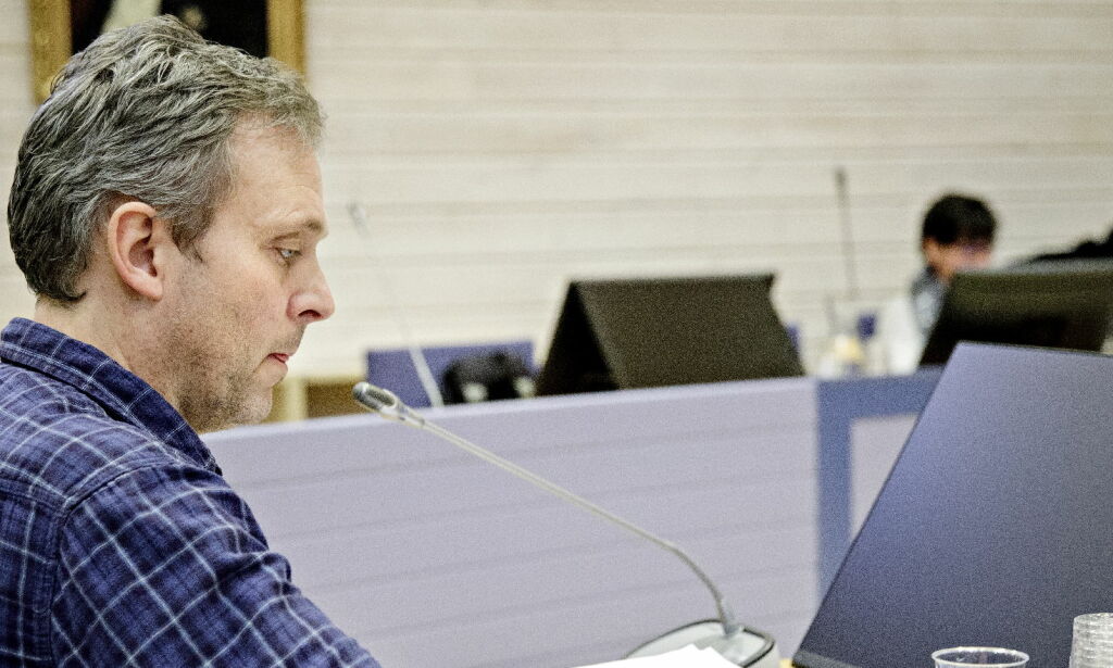 image: Brannmann i vitneboksen: - Sjefen kjeftet på oss under aksjon, kalte oss «jævla idioter»