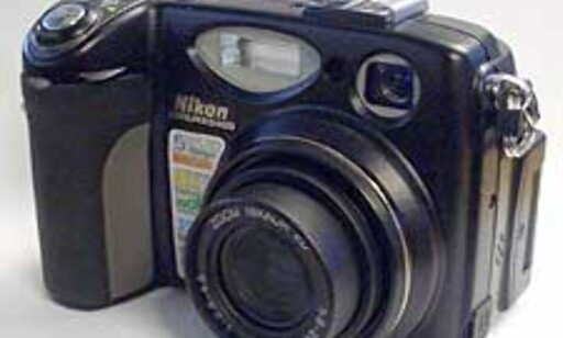 image: Nikon Coolpix 5400 image: Nikon Coolpix 5400