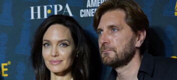 Hevder tysk presse retusjerte bort ringen for å styrke ryktene om svensk Angelina-flørt Hevder tysk presse retusjerte bort ringen for å styrke ryktene om svensk Angelina-flørt
