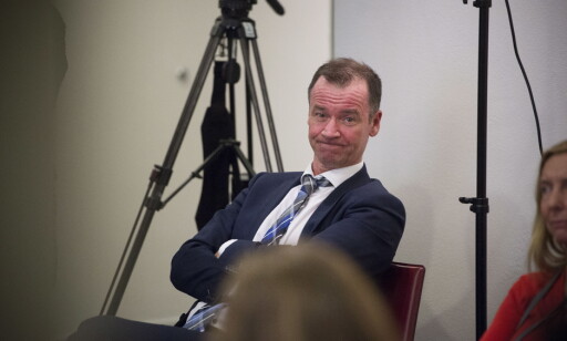 INVITERTE TIL MIDDAG: Roger Ingebrigtsen er i dag daglig leder i Agenda Nord-Norge, og jobbet for organisasjonen også våren 2015 da han inviterte blant annet
helsetopper på middag med den fremtidige leverandør av luftambulansetjenester. Men han oppgir å ha vært "selvstendig rådgiver" da han sendte ut sine middagsinvitasjoner.
Foto: Øistein Norum Monsen / DAGBLADET INVITERTE TIL MIDDAG: Roger Ingebrigtsen er i dag daglig leder i Agenda Nord-Norge, og jobbet for organisasjonen også våren 2015 da han inviterte blant annet
helsetopper på middag med den fremtidige leverandør av luftambulansetjenester. Men han oppgir å ha vært "selvstendig rådgiver" da han sendte ut sine middagsinvitasjoner.
Foto: Øistein Norum Monsen / DAGBLADET