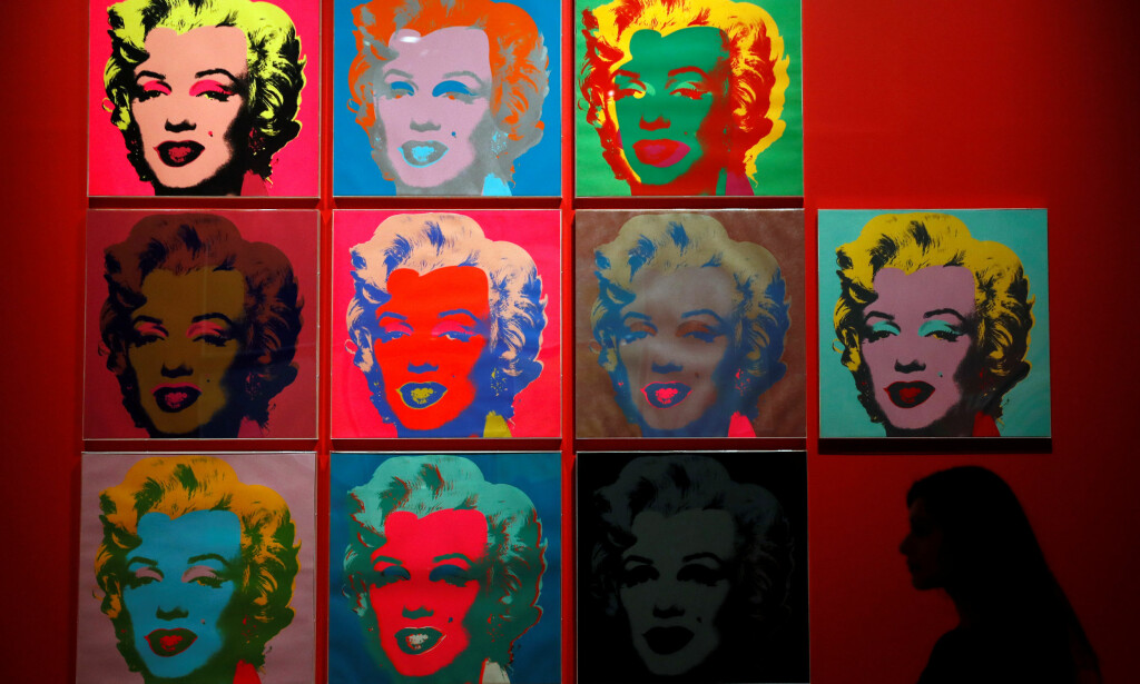Popart: Versjoner av Andy Warhols Marilyn Monroe-bilde utstilt i London. Hvilke Warhol-motiver som skal ha blitt skadet hjemme hos Buzbee er ukjent. Foto: NTB scanpix Popart: Versjoner av Andy Warhols Marilyn Monroe-bilde utstilt i London. Hvilke Warhol-motiver som skal ha blitt skadet hjemme hos Buzbee er ukjent. Foto: NTB scanpix