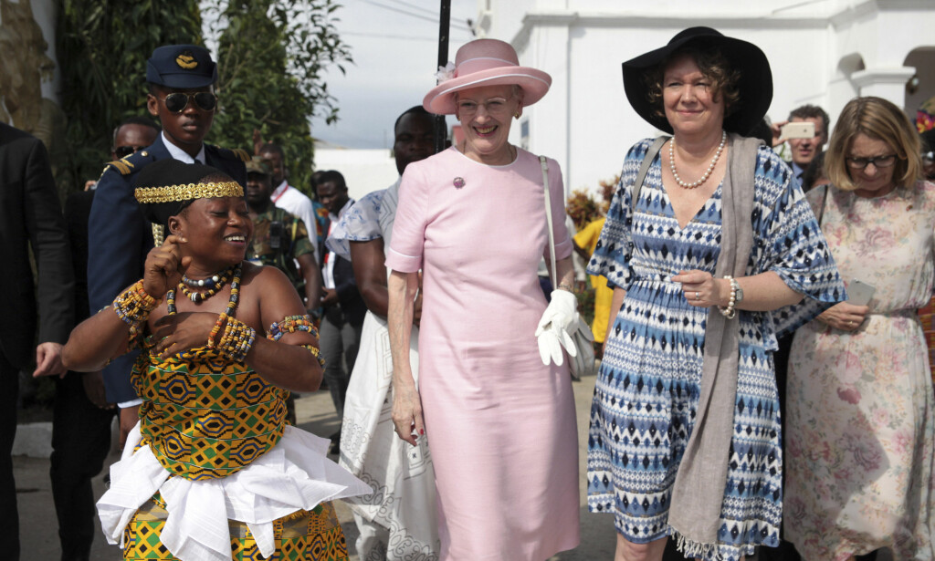 HURRA: Dronning Margrethe var i november tre dager i Ghana, der hun blant annet har åpnet en ambassade. Turen var planlagt og annonsert på forhånd. Hennes besøk til Algerie var derimot ikke i programmet. Foto: NTB scanpix HURRA: Dronning Margrethe var i november tre dager i Ghana, der hun blant annet har åpnet en ambassade. Turen var planlagt og annonsert på forhånd. Hennes besøk til Algerie var derimot ikke i programmet. Foto: NTB scanpix