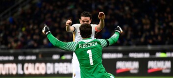 Roma-målvakt med målgivende pasning da seieren glapp Roma-målvakt med målgivende pasning da seieren glapp