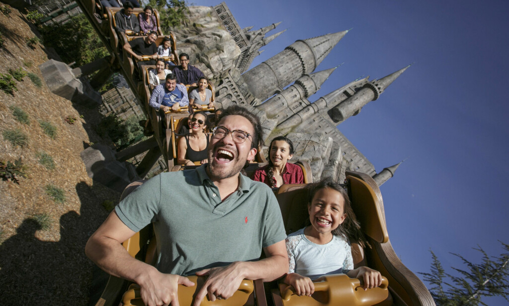 FOR HELE FAMILIEN: Mange av filmene som har fått egne temaer i Universals fornøyelsespark har 16-års grense på kino. Det gjelder heldigvis ikke attraksjonene i parken. Foto: Universal Studios FOR HELE FAMILIEN: Mange av filmene som har fått egne temaer i Universals fornøyelsespark har 16-års grense på kino. Det gjelder heldigvis ikke attraksjonene i parken. Foto: Universal Studios