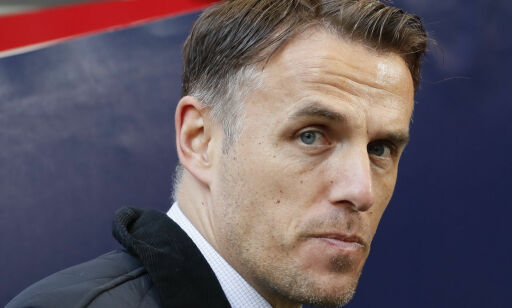 image: Phil Neville overtar Englands kvinnelandslag