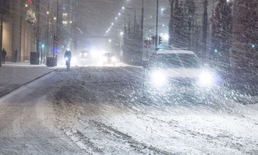 image: Snø og mildvær gir vanskelige kjøreforhold i Sør-Norge