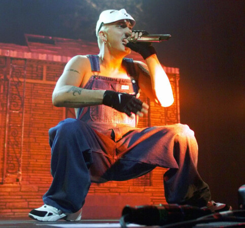 SHOW: Eminem holdt ikke igjen på kruttet sist han var i Oslo. Det er ventet at han lager show igjen i år. Foto: NTB Scanpix SHOW: Eminem holdt ikke igjen på kruttet sist han var i Oslo. Det er ventet at han lager show igjen i år. Foto: NTB Scanpix