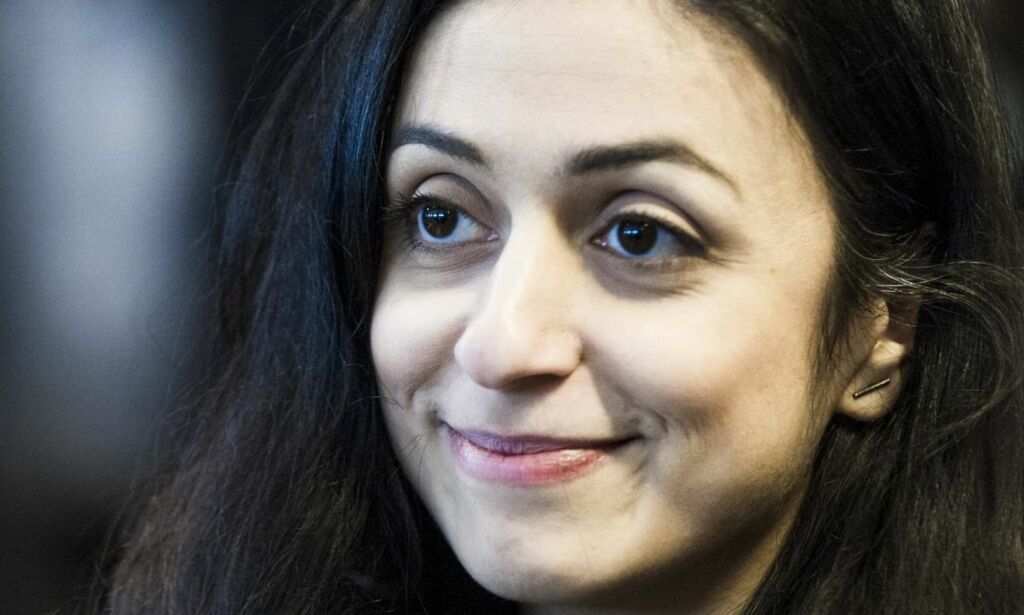 image: Da er kampen i gang for å bli kvitt Hadia Tajik