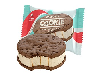 ISKREMSANDWICH: I litt mindre størrelse med sjokoladekjeks fra Hennig-Olsen. ISKREMSANDWICH: I litt mindre størrelse med sjokoladekjeks fra Hennig-Olsen.