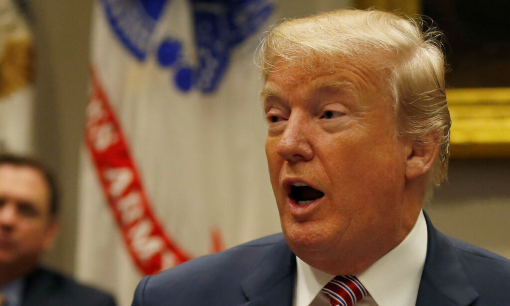 image: Trump vil væpne lærere: - Våpenfrie soner er som å kjøpe iskrem for en drapsmann