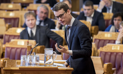 BRØT AVTALEN: Tore Storehaug (KrF) mener regjeringen allerede har brutt bransjeavtalen og at en matkastelov er nødvendig. Foto: Vidar Ruud / NTB Scanpix BRØT AVTALEN: Tore Storehaug (KrF) mener regjeringen allerede har brutt bransjeavtalen og at en matkastelov er nødvendig. Foto: Vidar Ruud / NTB Scanpix