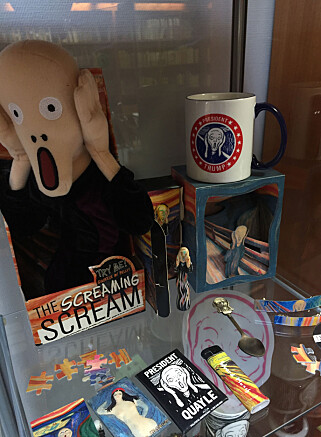 CABINETT OF HORROR: The Munch Museum's library has collected some of the “Scream” products they view with dread. PHOTO: The Munch Museum CABINETT OF HORROR: The Munch Museum's library has collected some of the “Scream” products they view with dread. PHOTO: The Munch Museum