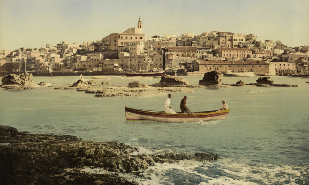 JAFFA, TEL AVIV: Dette bildet viser Jaffas gamleby fra sjøsida, og er tatt i 1950. I dag er Jaffa en del av Tel Aviv. Foto: Foto: AKG images / Scanpix JAFFA, TEL AVIV: Dette bildet viser Jaffas gamleby fra sjøsida, og er tatt i 1950. I dag er Jaffa en del av Tel Aviv. Foto: Foto: AKG images / Scanpix