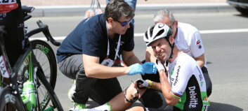 Cavendish brakk ribbeinet og skrapet opp ansiktet etter velt i høy hastighet Cavendish brakk ribbeinet og skrapet opp ansiktet etter velt i høy hastighet