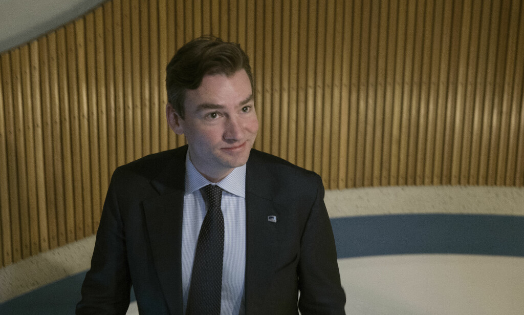 DOKUMENTASJION: Henrik Asheim (H), leder i finanskomiteen ser fram til å få oversendt nødvendig dokumentasjon fra presidentskapet.
Foto: Ole Berg-Rusten / NTB Scanpix DOKUMENTASJION: Henrik Asheim (H), leder i finanskomiteen ser fram til å få oversendt nødvendig dokumentasjon fra presidentskapet.
Foto: Ole Berg-Rusten / NTB Scanpix