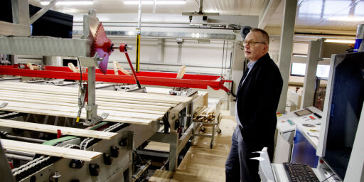 image: Maler 200 meter med panel i minuttet