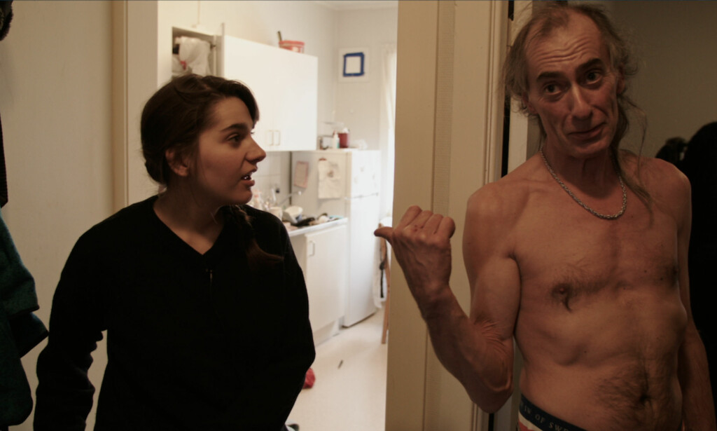 FAR OG DATTER: Sofia og Kjell Magne Haugan i dokumentaren «Røverdatter». Foto: Indie Film FAR OG DATTER: Sofia og Kjell Magne Haugan i dokumentaren «Røverdatter». Foto: Indie Film