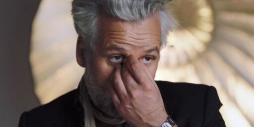 image: Ari Behn om bilulykken: - Glasset sto som et spyd i setet