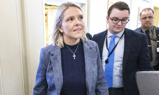 image: - Ikke akseptabelt at Listhaug bytter departement