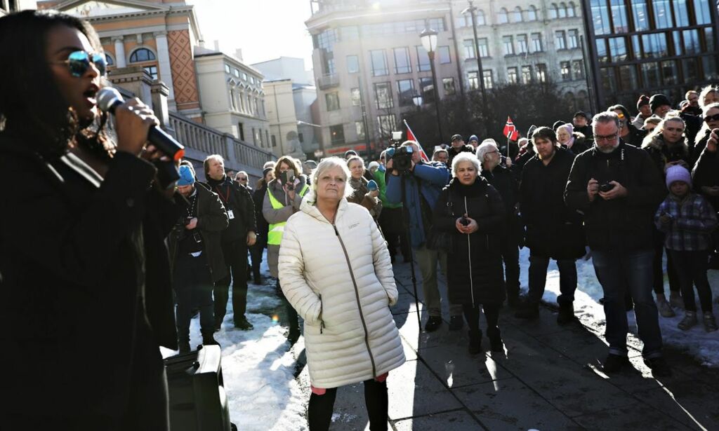 image: - Heia Sylvi! Heia Sylvi!