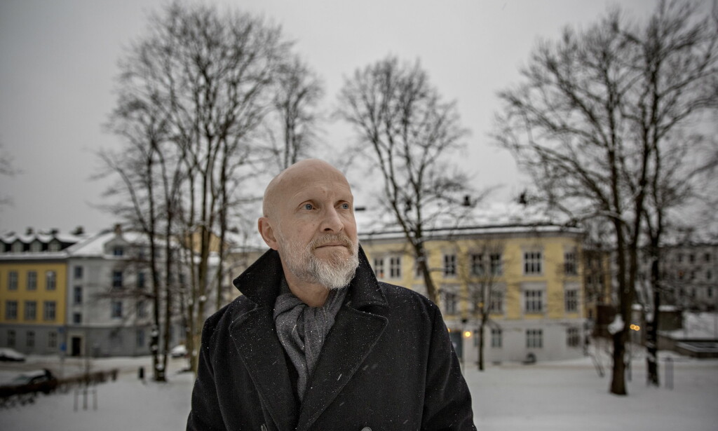DIKT OM VIKAR: Lars Saabye Christensens nye diktsamling handler om trommeslageren som ble vikar i The Beatles. Foto: JØRN H. MOEN DIKT OM VIKAR: Lars Saabye Christensens nye diktsamling handler om trommeslageren som ble vikar i The Beatles. Foto: JØRN H. MOEN