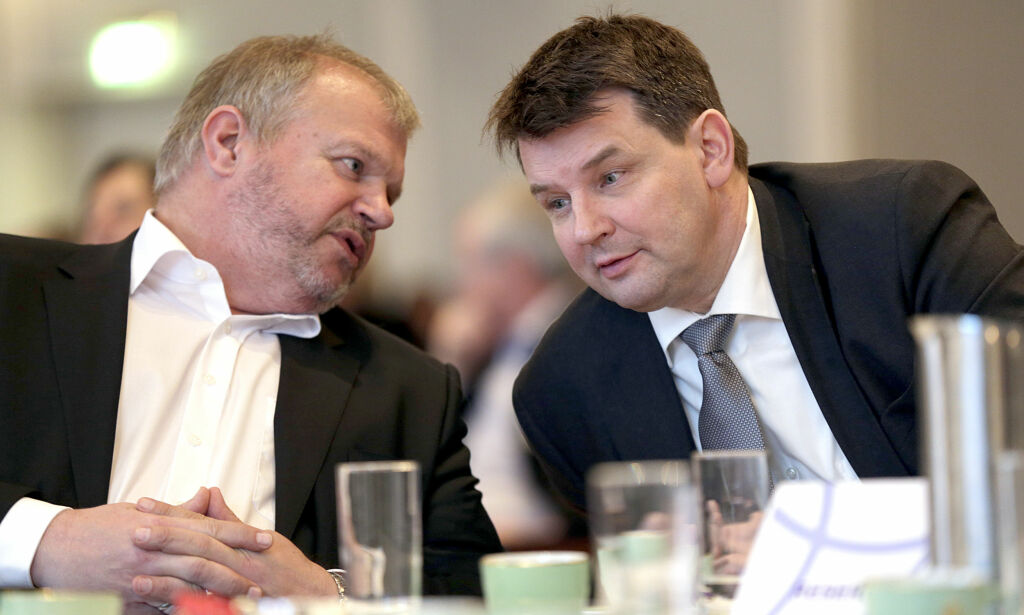 image: Krever at Wara viser kundelistene sine: - Det er å selge makt
