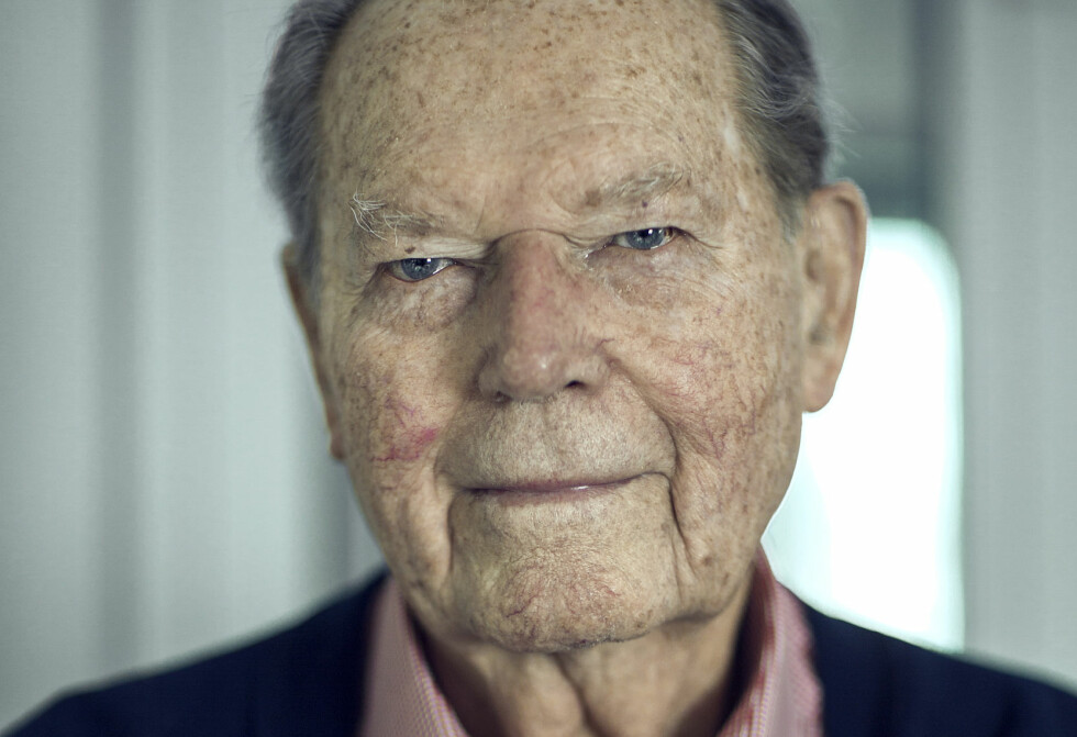 FORMET: - Krigsårene har formet meg. Jeg var 17 år og bare guttungen i 1940, sier Erling Lorentzen. FORMET: - Krigsårene har formet meg. Jeg var 17 år og bare guttungen i 1940, sier Erling Lorentzen.