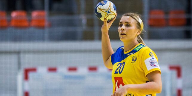 image: - Som kvinne er det litt tabu å si at du liker mat