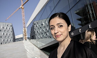 POLITIKERE: Hadia Tajik (Ap) kom sammen med politikerkollega Anne Beathe Tvinnereim (Sp). Foto: Tomm W. Christiansen POLITIKERE: Hadia Tajik (Ap) kom sammen med politikerkollega Anne Beathe Tvinnereim (Sp). Foto: Tomm W. Christiansen