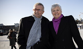 SMILENDE OG BLID: Valgerd Svarstad Haugland sammen med sin ektemann, Geir. Foto: Tomm W. Christiansen SMILENDE OG BLID: Valgerd Svarstad Haugland sammen med sin ektemann, Geir. Foto: Tomm W. Christiansen