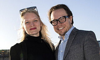 OVERTAR: Ekteparet Karianne Jæger og Atle Halstensen driver den gamle operaen i Folketeaterbygget. Vi overtar gjerne den nye, også, spøker Halstensen. Foto: Tomm W. Christiansen OVERTAR: Ekteparet Karianne Jæger og Atle Halstensen driver den gamle operaen i Folketeaterbygget. Vi overtar gjerne den nye, også, spøker Halstensen. Foto: Tomm W. Christiansen