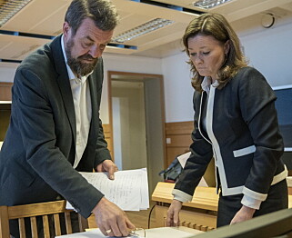 FORBEREDELSER: Frode Reppe og advokat Nina Sandnes før dag to av arbeidsrettssaken. Foto: Øistein Norum Monsen/Dagbladet FORBEREDELSER: Frode Reppe og advokat Nina Sandnes før dag to av arbeidsrettssaken. Foto: Øistein Norum Monsen/Dagbladet
