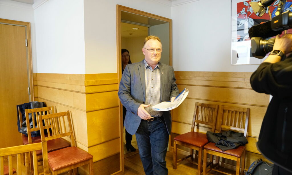 image: Fiskeriminister Per Sandberg om kontakt med lobbyist: - Alle har rett til å snakke med politikere