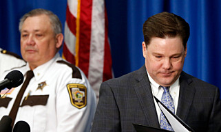 INGEN SIKTET: Statsadvokat Mark Metz i Carver County under pressekonferansen i Chaska i Minnesota der han kunngjorde at ingen blir siktet i forbindelse med Princes dødsfall. Foto: NTB scanpix INGEN SIKTET: Statsadvokat Mark Metz i Carver County under pressekonferansen i Chaska i Minnesota der han kunngjorde at ingen blir siktet i forbindelse med Princes dødsfall. Foto: NTB scanpix