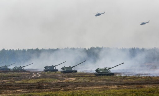 STOR ØVELSE: Hviterussiske og russiske styrker deltok sammen i Zapad i september 2017. Foto: Sergei Grits/AP STOR ØVELSE: Hviterussiske og russiske styrker deltok sammen i Zapad i september 2017. Foto: Sergei Grits/AP