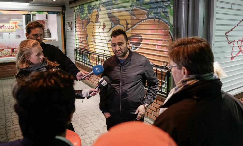 KRITISK: Fareed Kahn, som bor på Bislett på Oslos vestkant, mente mye om Vestli da han ble spurt av Christian Tybring-Gjedde om forholdene på stedet. Foto: Øistein Norum Monsen / Dagbladet KRITISK: Fareed Kahn, som bor på Bislett på Oslos vestkant, mente mye om Vestli da han ble spurt av Christian Tybring-Gjedde om forholdene på stedet. Foto: Øistein Norum Monsen / Dagbladet