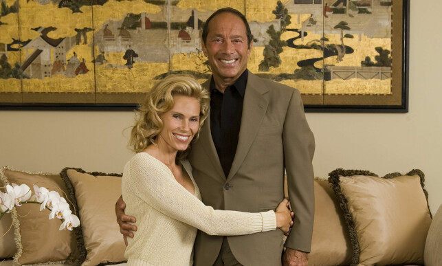 EKSMANNEN: Anna Anka sammen med sin tidligere ektemann Paul Anka i hans hus i Los Angeles. Paret giftet seg på Sardinia i 2008, men lykken tok slutt et par år seinere. Foto: Pa Photos / NTB Scanpix EKSMANNEN: Anna Anka sammen med sin tidligere ektemann Paul Anka i hans hus i Los Angeles. Paret giftet seg på Sardinia i 2008, men lykken tok slutt et par år seinere. Foto: Pa Photos / NTB Scanpix