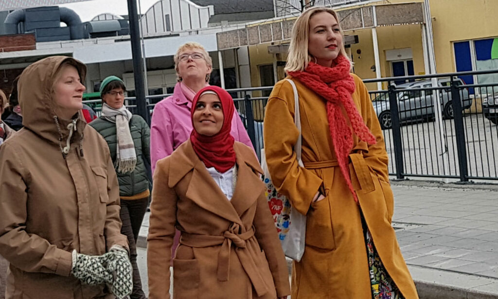 image: AUF-ere dro til nabokommunen da Giske holdt 1. mai-tale: - Som å spytte varslerne i ansiktet