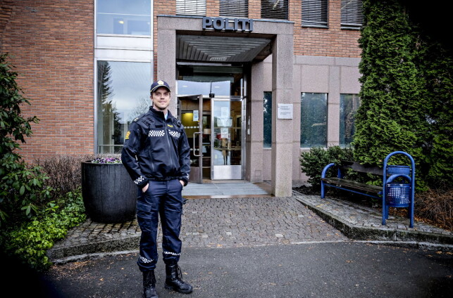 KRITISK: Politibetjent Kai-Arne Kjøbli i Øst politidistrikts forebyggende enhet. Foto : Rønnaug Jarlsbo KRITISK: Politibetjent Kai-Arne Kjøbli i Øst politidistrikts forebyggende enhet. Foto : Rønnaug Jarlsbo